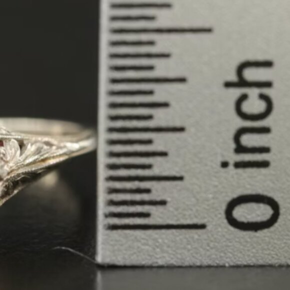 Vintage 10K Carnelian Openwork Ring - Picture 2 of 3